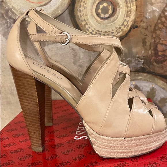 Guess Light Natural Leather Heels - Picture 8 of 10
